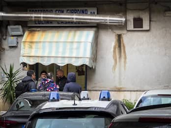 Camorra, agguato a Napoli: uomo ucciso in un ristorante