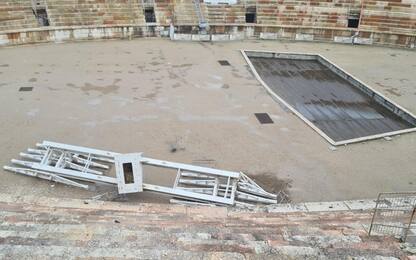 Arena Verona, danni causati da crollo della stella in Piazza Bra. FOTO