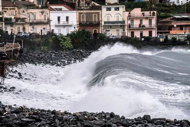 Pioggia forte sferza la Sicilia: paura per esondazione dei torrenti
