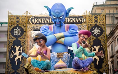 Carnevale, da Venezia a Viareggio e Putignano: un trionfo di colori