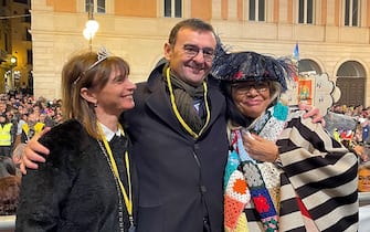 Mara Venier Mara Venier è stata la madrina del martedì grasso a Putignano