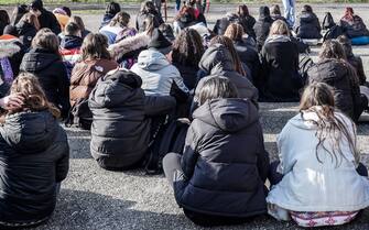 Occupazione liceo Einstein Torino Occupazione del liceo Einstein di Torino, tra le cause alternanza scuola lavoro e contro l'attuale politica attuato dal Ministero dell'Istruzione del governo Meloni. Il primo giorno di occupazione il 30 gennaio 2023, si proseguirà a oltranza ANSA/JESSICA PASQUALON