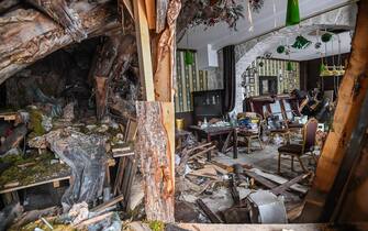 The interior of the ruins of the Hotel Rigopiano, photographed through a window, near Penne, in Abruzzo's Region,  Italy, 12 January 2018. An avalanche hit the hotel one year ago (18 January 2017), causing the death of 29 people. 
ANSA/ALESSANDRO DI MEO