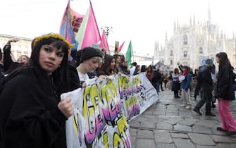 Il corteo studentesco globale Transfemminista, promosso da Non Una Di Meno che ha attraversato il centro di Milano, 8 Marzo 2023ANSA / MATTEO BAZZI