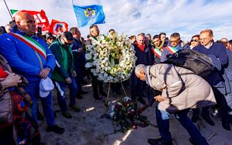 Si è svolta oggi 11 marzo 2023 a Steccato di Cutro(KR) la manifestazione nazionale delle associazioni del volontariato contro le stragi in mare.ANSA\ARENAFOTO CS