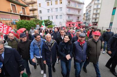 Elly Schlein al corteo del primo maggio a Portella della Ginestra