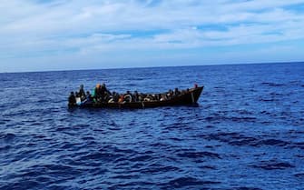 Barchino affonda, un disperso e 37 sbarcati a Lampedusa 
Foto Concetta Rizzo