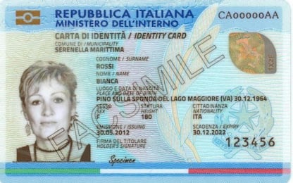 Roma, il 20 e il 21 aprile open day per la carta identità elettronica