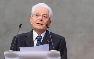 Capaci, Mattarella: "Mafia cancro da combattere come fece Falcone"