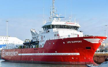 Migranti, nave Life Support sbarcherà domani a Marina di Carrara