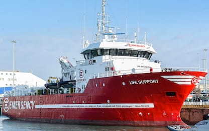 Migranti, nave Life Support sbarcherà domani a Marina di Carrara