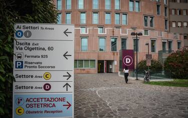 Silvio Berlusconi ricoverato all'ospedale San Raffaele di Milano