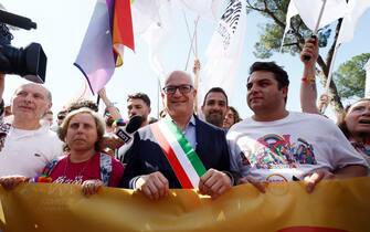 Foto Cecilia Fabiano /LaPresse   10 &#x2013;6 -2023&#x2014;Roma Italia &#x2014; Cronaca &#x2014;Roma Pride 2023  Nella Foto : la maniferstazione 
June 6, 2023 &#x2014;Rome Italy &#x2014; News &#x2014;Roma Pride 2023  - in the Photo  : the demonstration