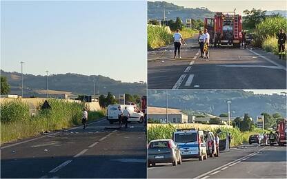 Pesaro, auto in fuga da carabinieri travolge altra macchina: due morti