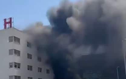Bari, incendio all'ospedale Miulli di Acquaviva delle Fonti