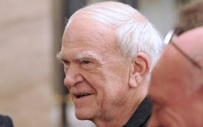 È morto lo scrittore Milan Kundera: aveva 94 anni
