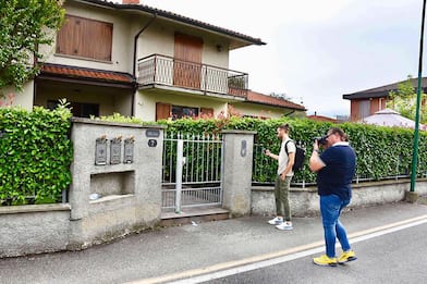 Bergamo, uccide il padre nel giardino di casa: arrestato 30enne