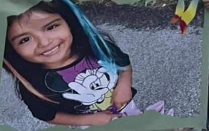 Kata, svolta nelle indagini per la bambina scomparsa: 5 indagati