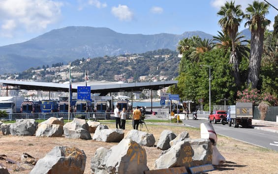 Migrants, the EU Court rejects France’s rejections at the border