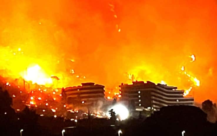 Incendio all'hotel Costa Verde a Cefalù