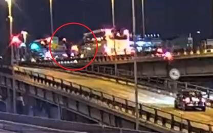 Mestre, il video dell'incidente: il momento in cui il bus precipita
