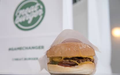 Neat Burger, apre a Milano la catena vegana di Di Caprio e Hamilton