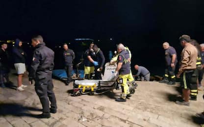 Naufragio a Lampedusa, morta una bimba di 2 anni. Ci sono dispersi