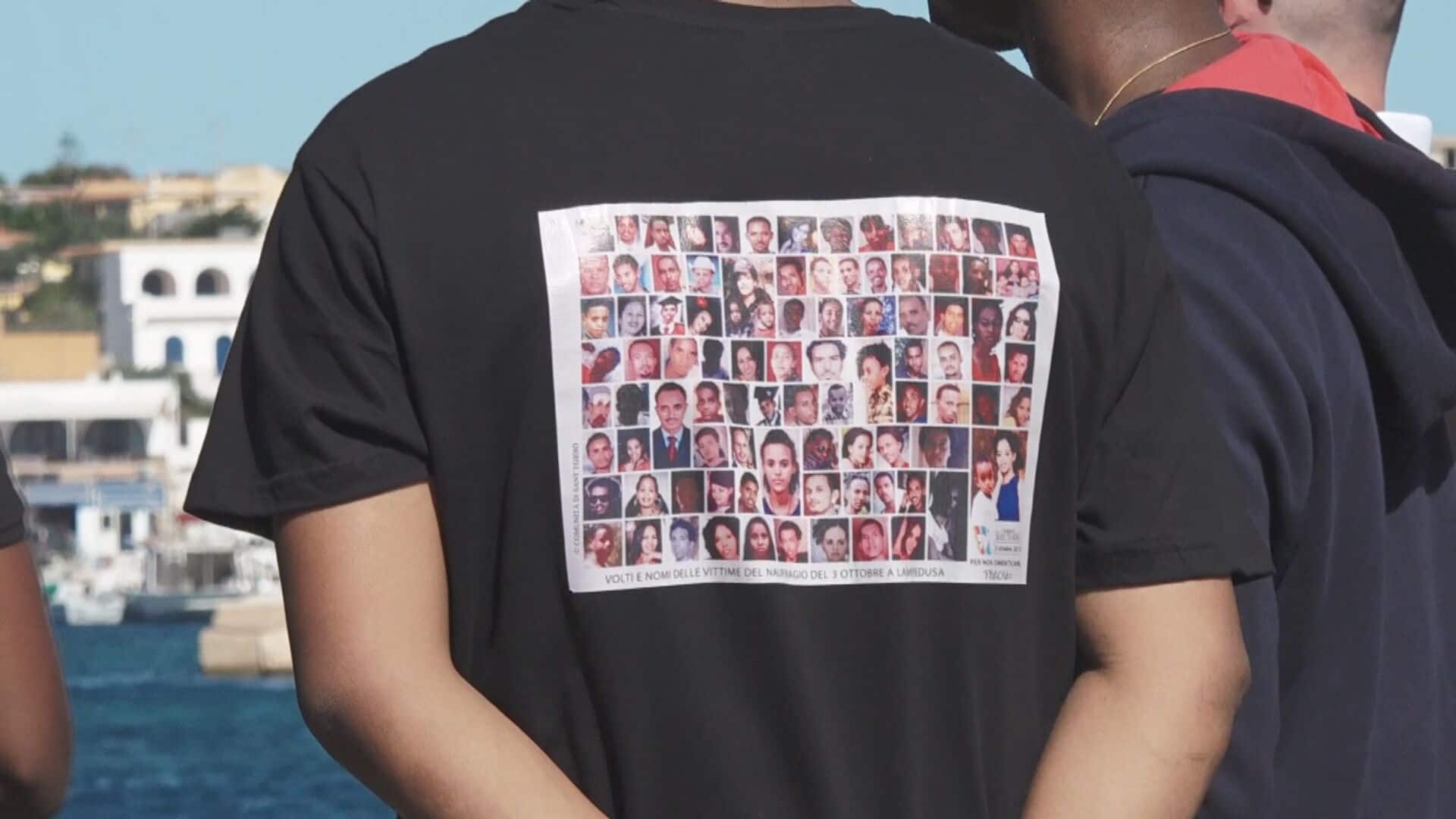 Sulle magliette del Comitato 3 ottobre i volti delle vittime del 2013
