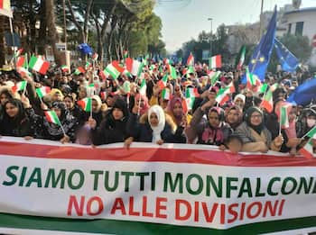 Monfalcone, musulmani in corteo contro la sindaca
