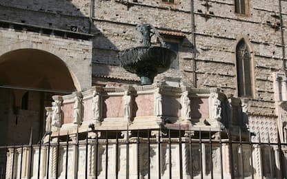 Violenza sessuale di gruppo a Perugia, arrestato un ragazzo di 25 anni