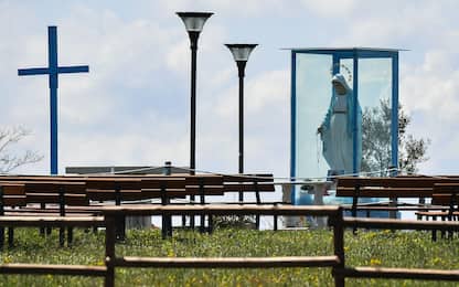 Madonna di Trevignano, vescovo Salvi: "Apparizioni non soprannaturali"