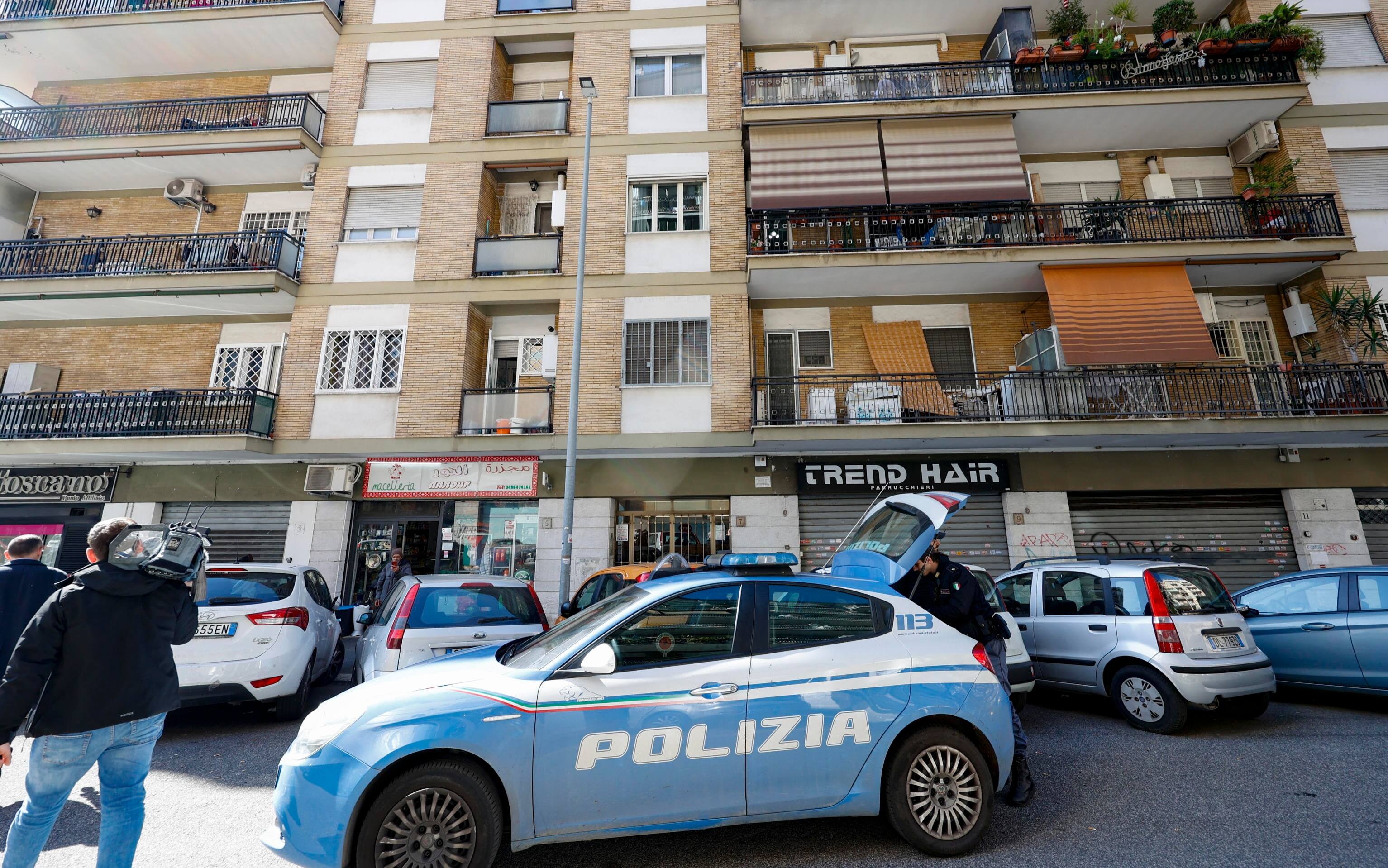 Roma Uccide Moglie Con Coltellata Durante Lite In Casa Sky TG24