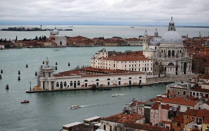 Venezia, accoltellano due turisti: arrestati gli aggressori