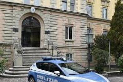 Merano, minaccia ex compagna con un colpo d’arma da fuoco: arrestato