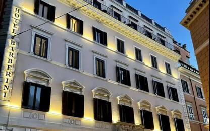 Roma, hotel Barberini evacuato per esalazioni nocive: 4 intossicati