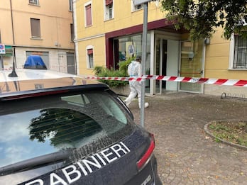 Bologna, ex vigilessa uccisa da un collega con un colpo di pistola