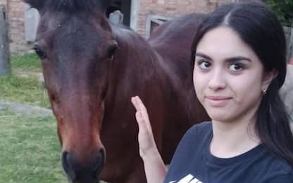 Bologna, scomparsa la 15enne Evelina Neamt. L'appello della famiglia 