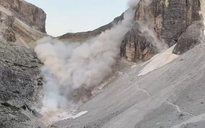 Dolomiti di Sesto, enorme caduta di sassi da Cima Dodici