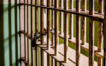 Carceri, Antigone: 23 suicidi in cella nel 2023. Sale sovraffollamento