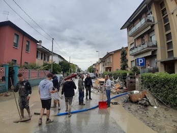 Cesena, nell’epicentro dell’alluvione tra soccorsi e solidarietà