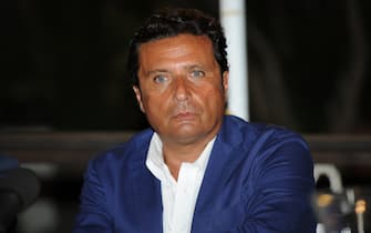 Francesco Schettino former captain of Costa Concordia presents his book called &quot;The Truth Submerged&quot; written by Vittoriana Abate in photo Vittoriana Abate The book promises to give his version of events of the night of January 13 2012, when the massive cruise liner Costa Concordia rammed into rocks off the island of Giglio, prompting a panic-stricken night-time evacuation. (Photo by Franco Romano/NurPhoto) (Photo by NurPhoto/NurPhoto via Getty Images)