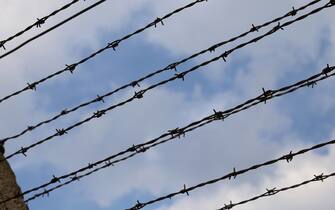 many barbed wire in the refugee camp to avoid the evasions
