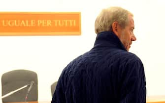 L'ex capo della protezione civile Guido Bertolaso, all'udienza preliminare  scaturita dall'inchiesta sugli appalti per i cosiddetti Grandi eventi, 19 settembre 2011, a Perugia. 
ANSA / PIETRO CROCCHIONI 
