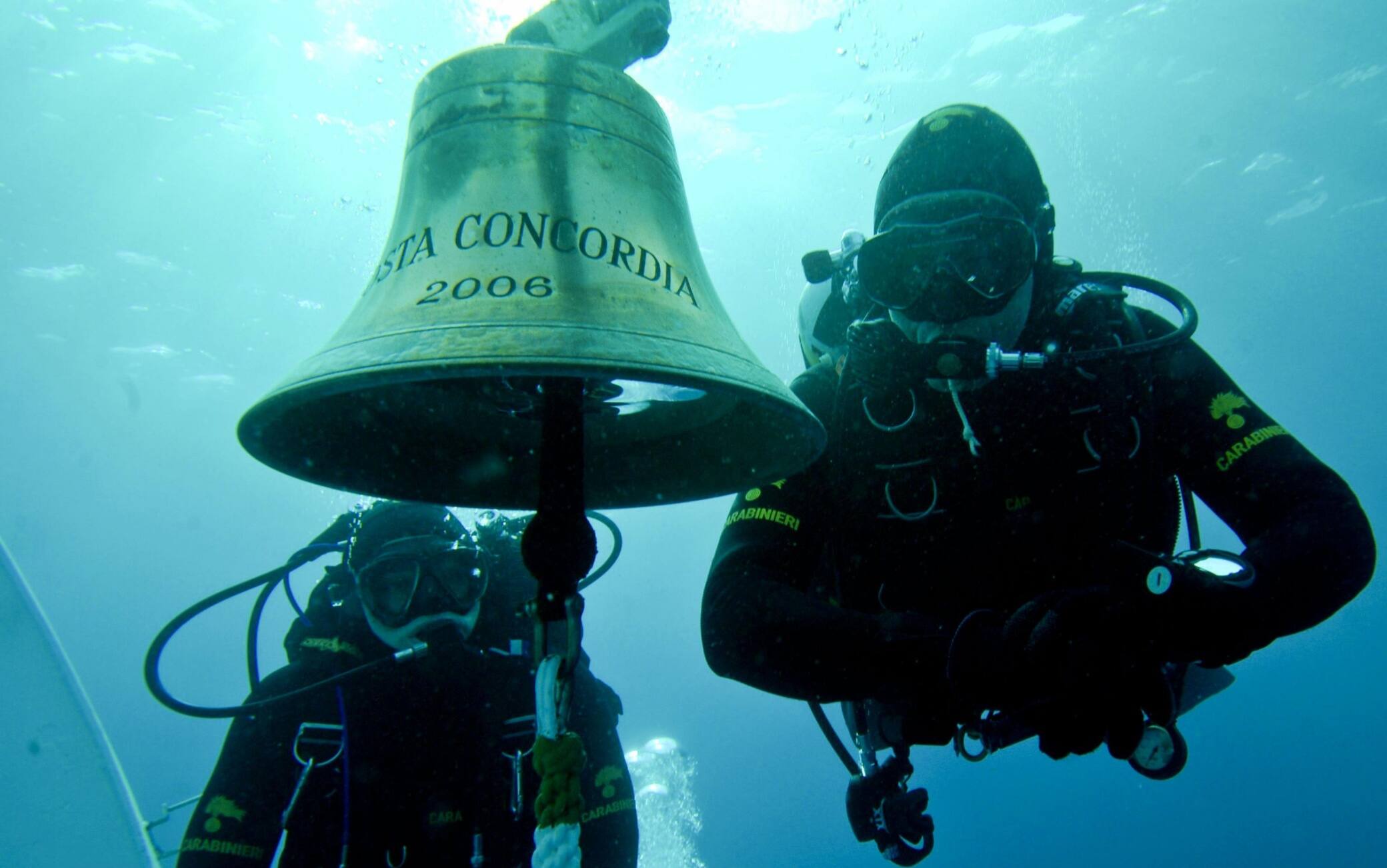 La campana della Costa Concordia