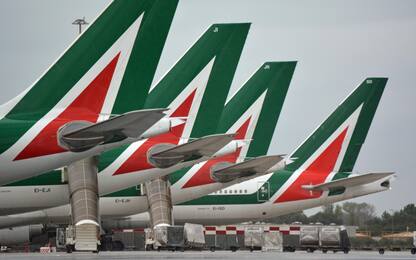 Alitalia paga altra metà stipendi maggio, ma sarà sciopero 18 giugno