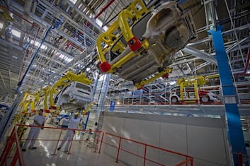 Pil, Confindustria: “Salirà del 6,3-6,4% nel 2021”. Preoccupa il virus