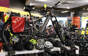SAINT GERMAIN EN LAYE, FRANCE - MAY 13: A bicycle is seen on display in a bike shop on May 13, 2020 in Saint Germain en Laye, France. The Coronavirus (COVID-19) pandemic has spread to many countries across the world, claiming over 246,000 lives and infecting over 3.5 million people. (Photo by Pascal Le Segretain/Getty Images)
