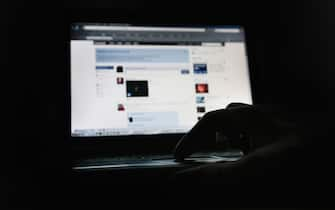 LONDON, ENGLAND - MARCH 25:  In this photo illustration the Social networking site Facebook is displayed on a laptop screen on March 25, 2009 in London, England. The British government has made proposals which would force Social networking websites such as Facebook to pass on details of users, friends and contacts to help fight terrorism.  (Photo by Dan Kitwood/Getty Images)