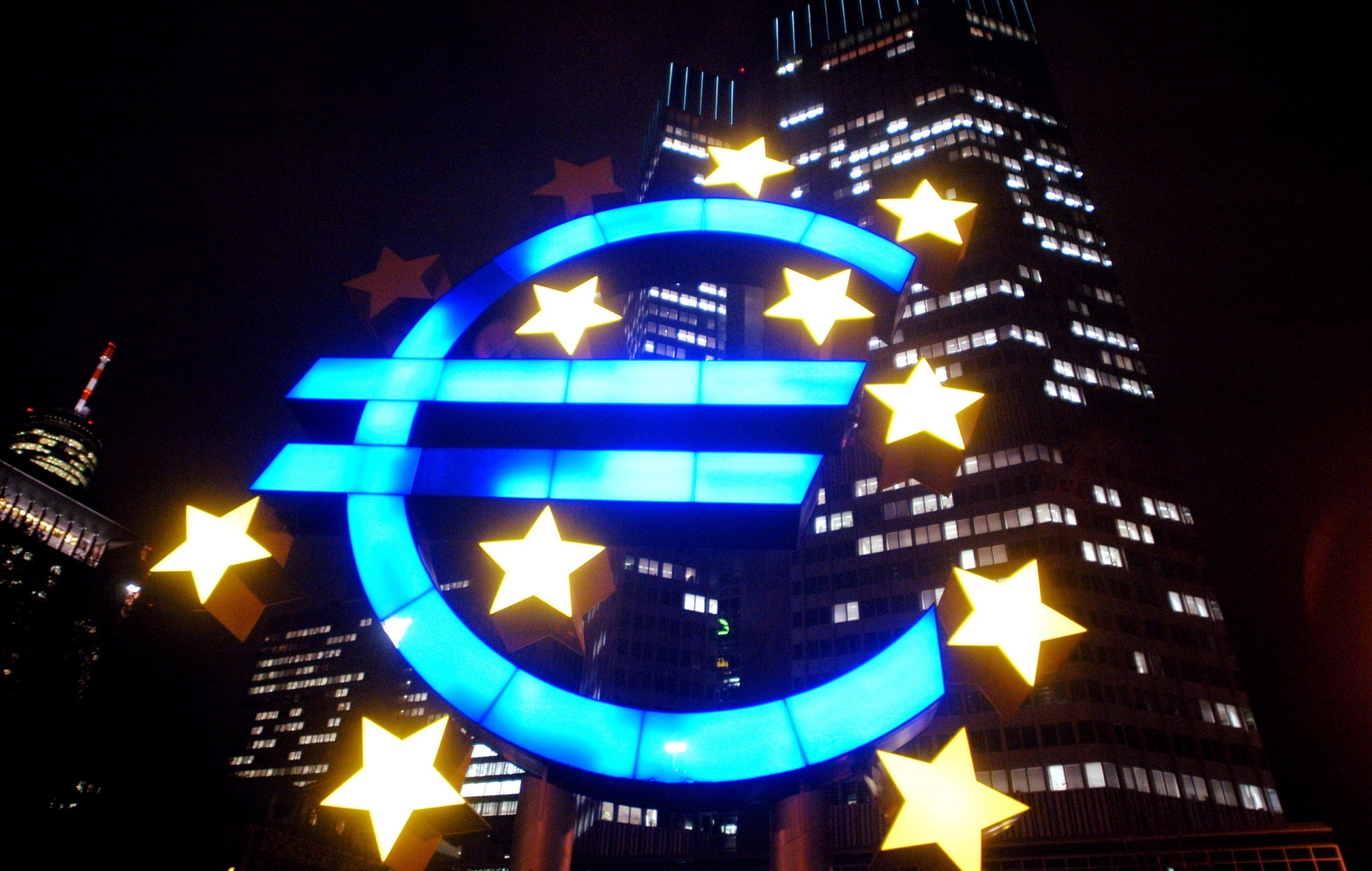 The 20 years of the Euro, which came into circulation on January 1, 2002: history and curiosities