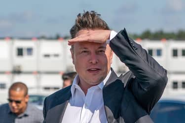 epa08763835 (FILE) - Tesla and SpaceX CEO Elon Musk arrives for a statement at the construction site of the Tesla Giga Factory in Gruenheide near Berlin, Germany, 03 September 2020 (reissued 22 October 2020). On 21 October Tesla reported a profit of 331 million US dollar in the third quarter (Q3) of 2020, more than double the profit of Q3 in 2019.  EPA/ALEXANDER BECHER